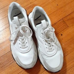 Valentino  great condition sneakers.